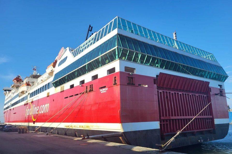 NAJVEĆI U FLOTI JADROLINIJE U Hrvatsku stigao brod koji će voziti na liniji Dubrovnik-Bari
