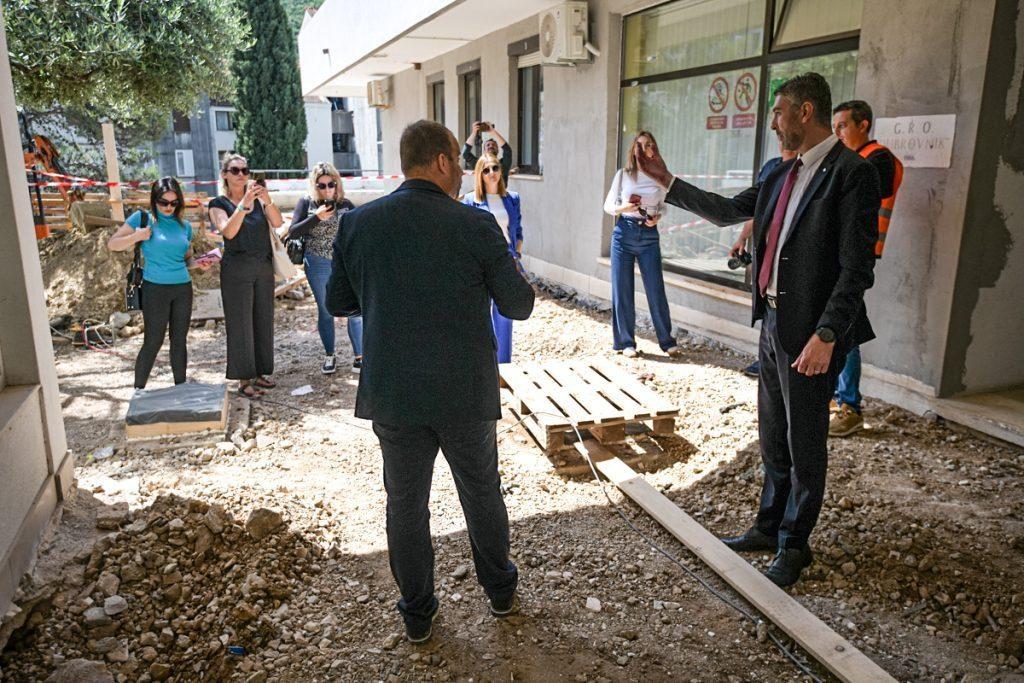 [FOTO] Gradonačelnik Mato Franković obišao radove na Opskrbnom centru u Mokošici