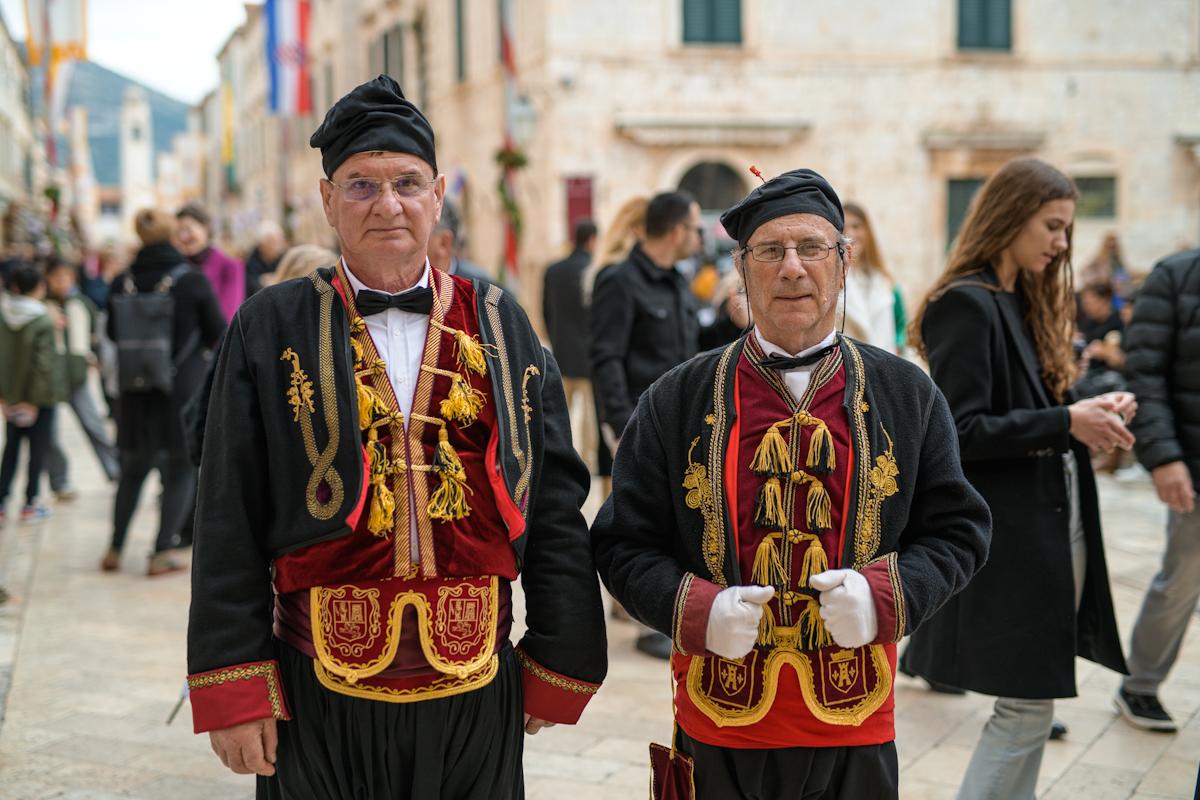 SVAKA NOŠNJA SVE LJEPŠA OD LJEPŠE Mladi i stari s ponosnom predstavljaju svoju tradiciju 6 fotoprica sv vlaho 8