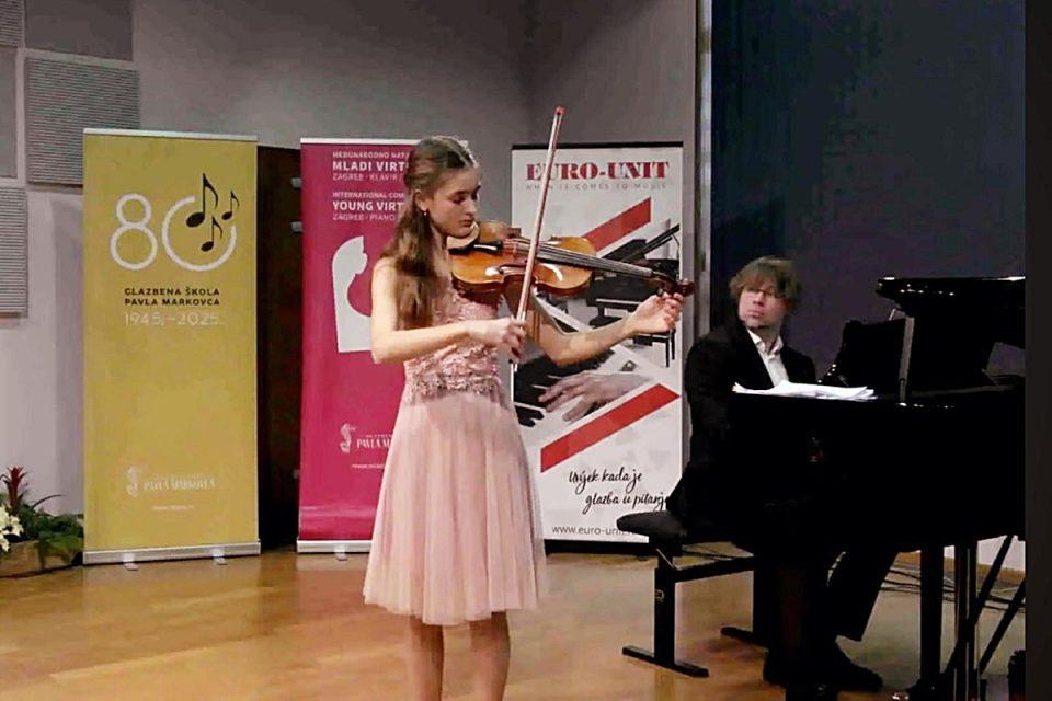 violinistica paula catic usls