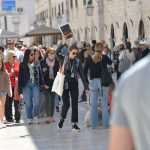 djir pred uskrs turisti travanj 19