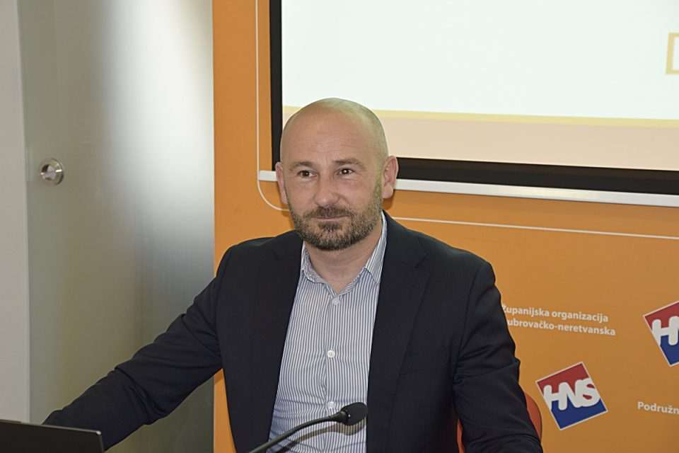 hns valentin dujmovic