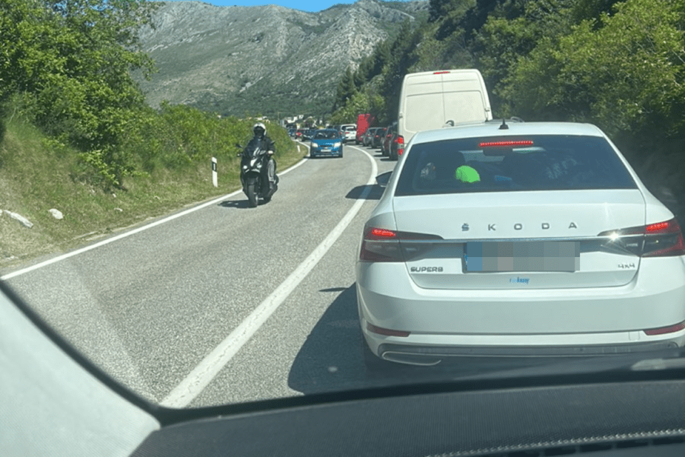 prometna duboga ljuta