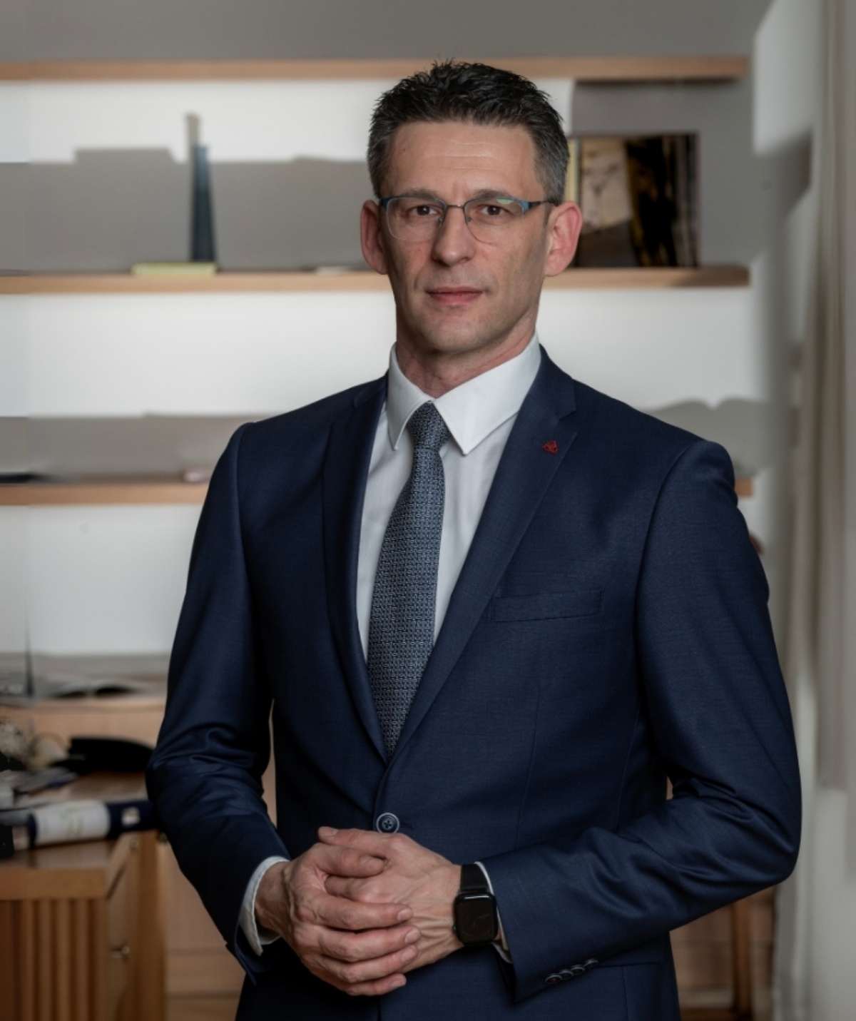 PETROV I BAŠIĆ Gospodarski plan koji stavlja naglasak na male poduzetnike, OPG-ove i održiv razvoj županije 1 Nakon prve izjave Petrov