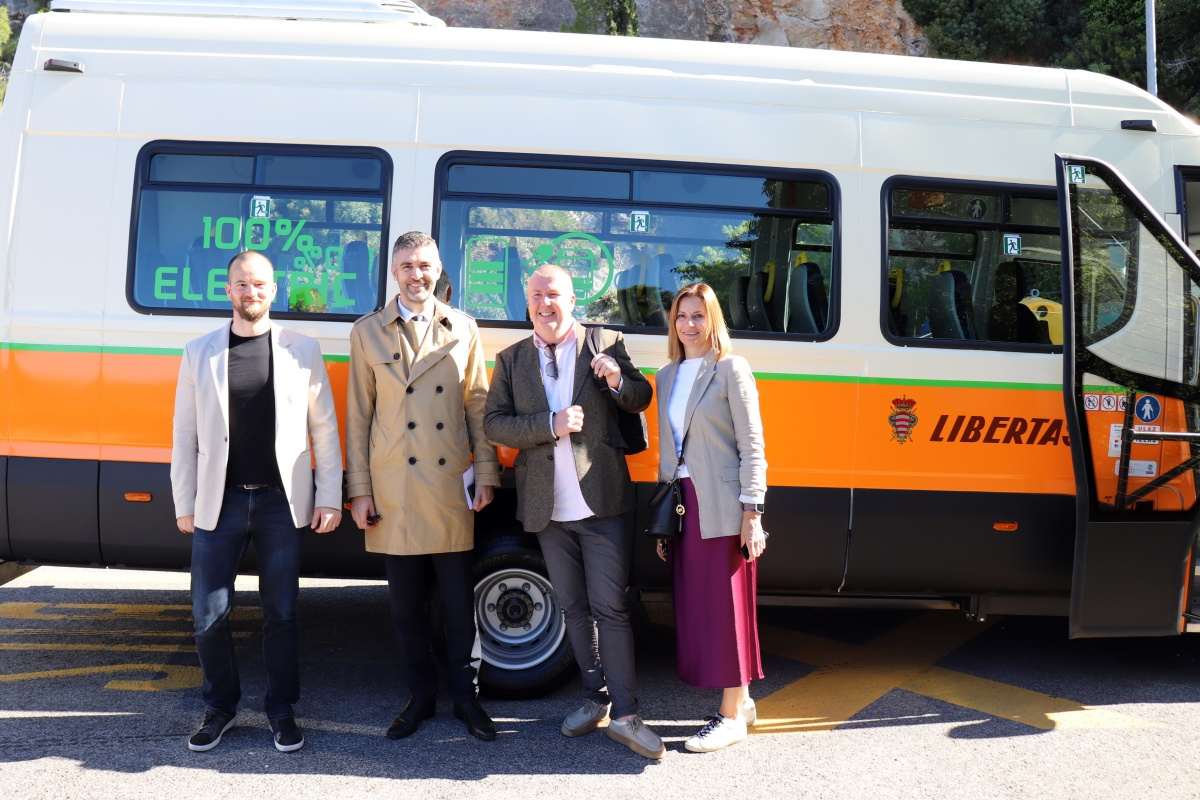 autobus 1