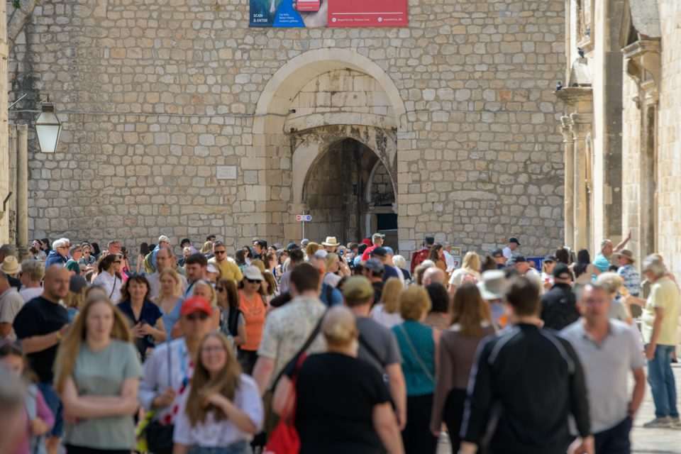djir svibanj turisti 26