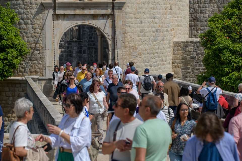 djir svibanj turisti 7