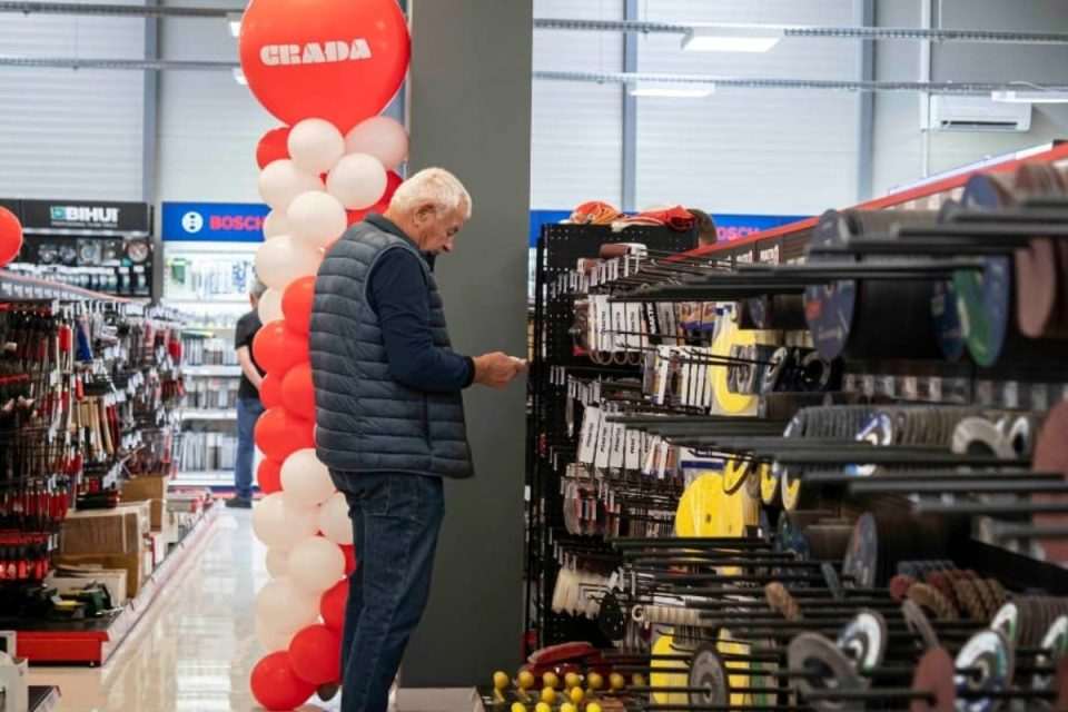 gradja naslovna