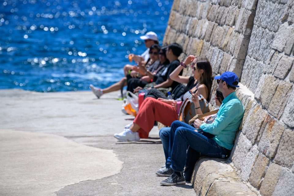 spica svibanj sunce turisti 20