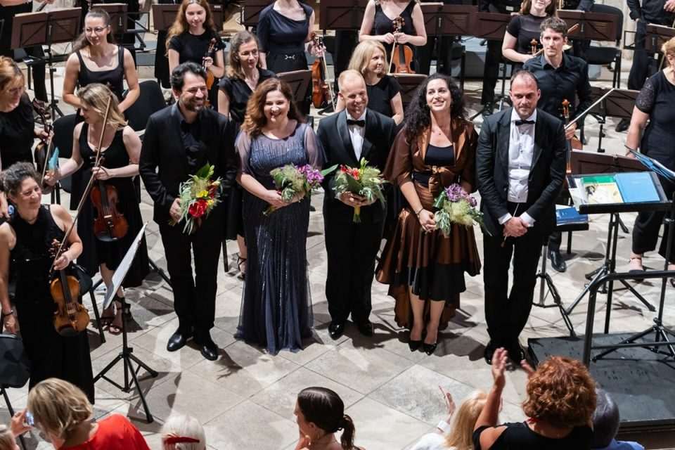 opera gala dso knezev dvor 15