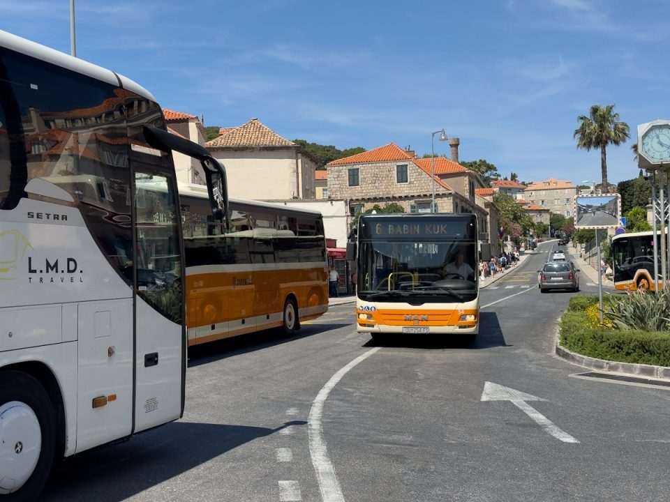 pile libertas autobus 3