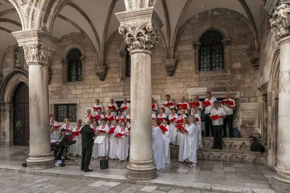 zbor libertas 2406240018