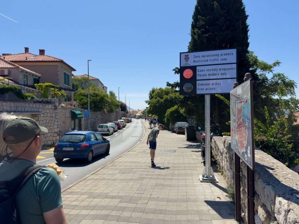 zona ogranicenog prometa 12