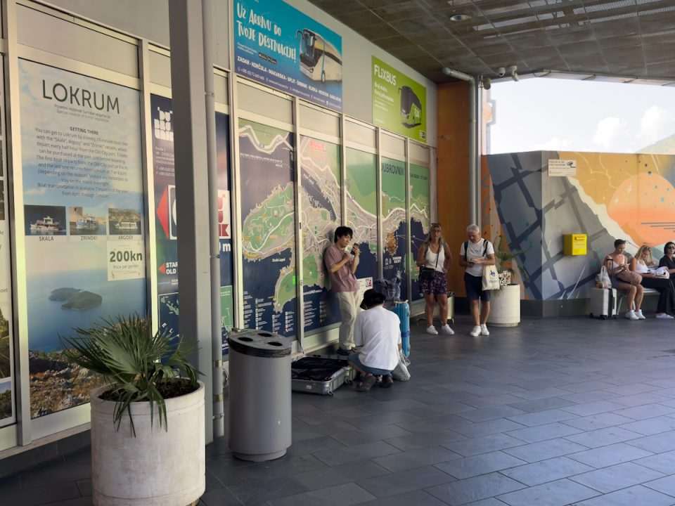 autobusni lokrum panel 200 kuna ture 4