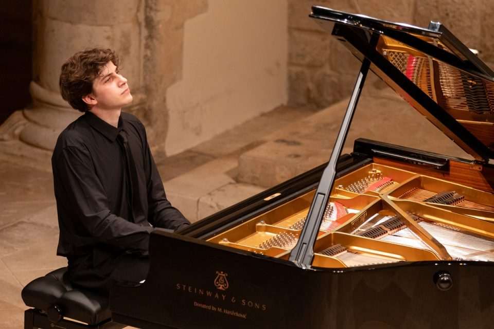 jan nikovic 3 1