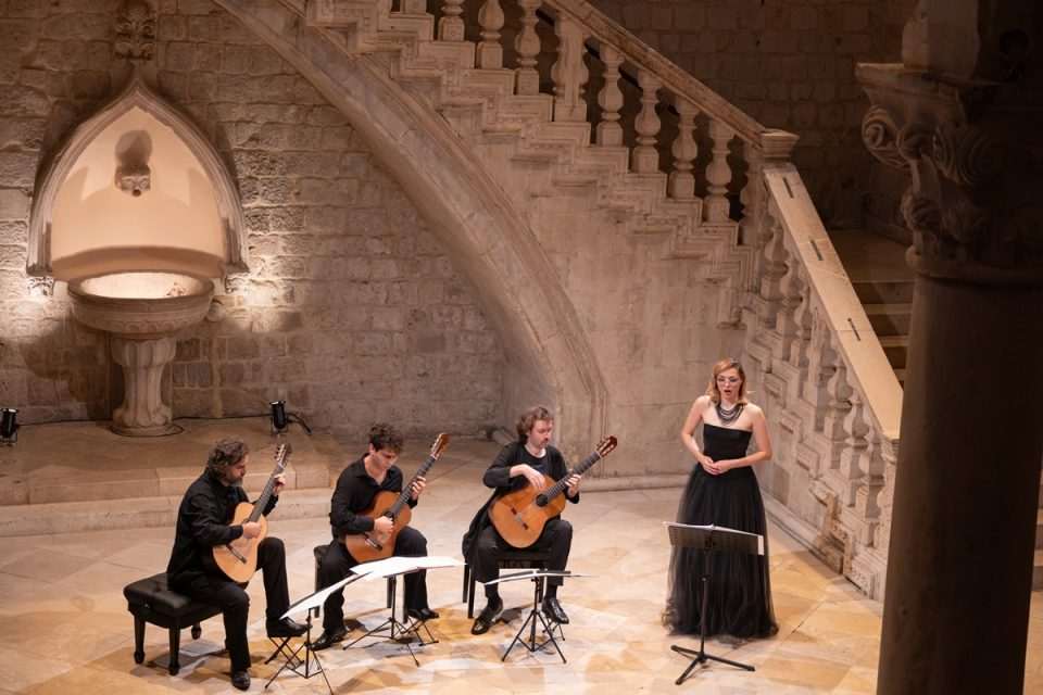 trio elogio ivana srbljan 1