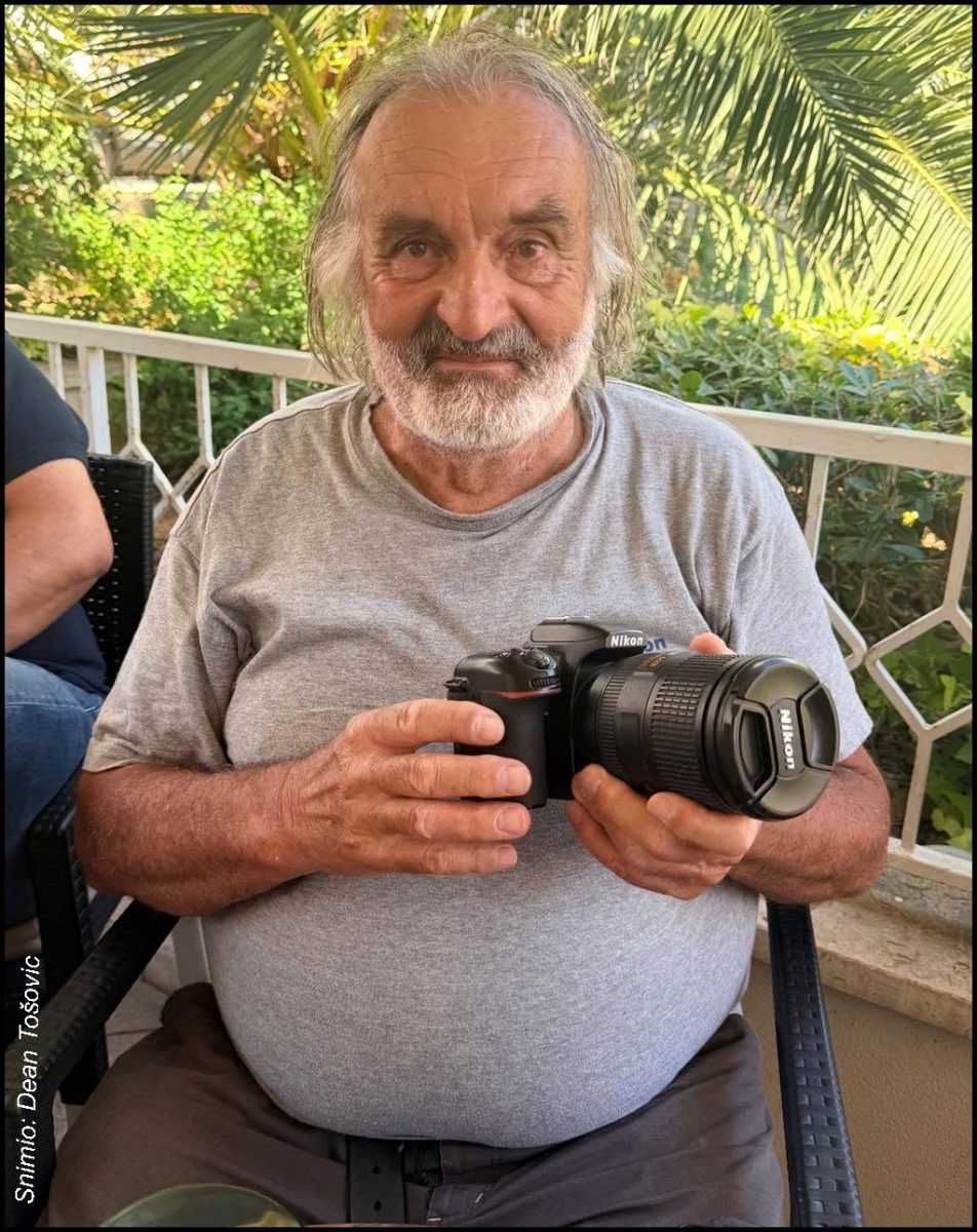 'Malo sam se rasplakao': Nakon što mu je more uništilo fotoopremu, Tutnjevića dirnula gesta kolega fotografa 1 tutnjevic 1