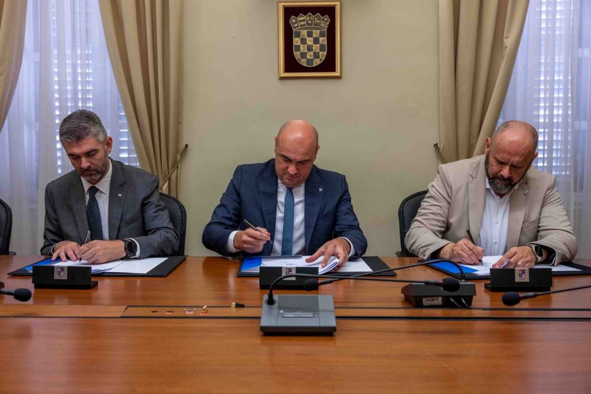 Županija i Grad izdvajaju 345 tisuća eura za projekt Centra za sigurniji internet 1 dnz grad centar za sigurniji internet 1