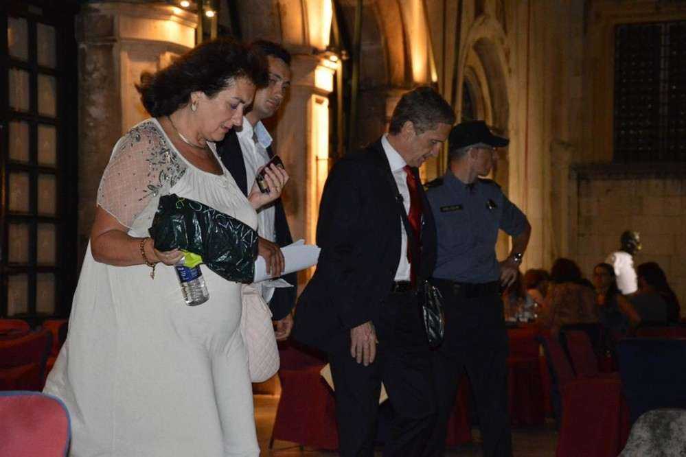 PRIJETNJE I POLICIJSKA PRATNJA Kad su dubrovački gradonačelnici trebali zaštitu policije? 1 gradsko vijece policijska zastita 30071311