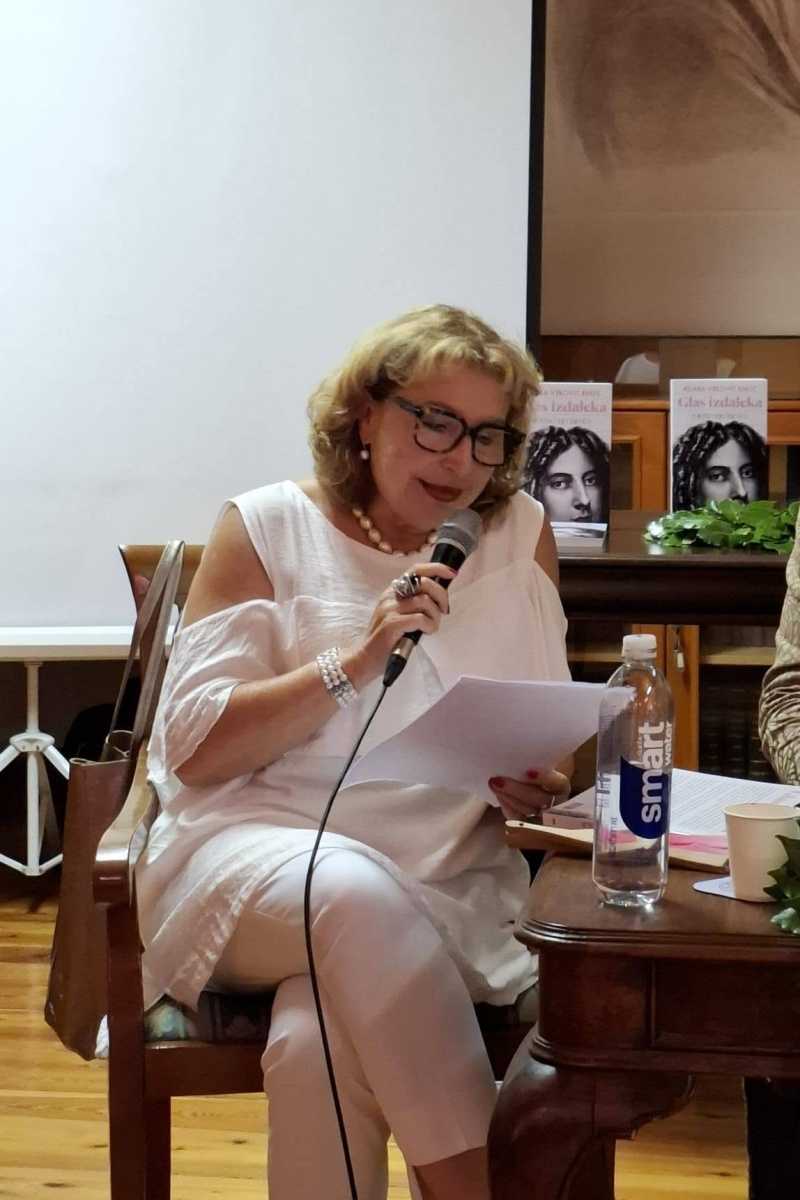 glas izdaleka portret ilije crijevica knjiga milana vukovic runjic 3