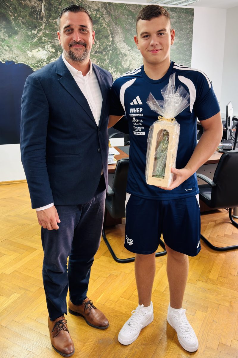 PONOS ŽUPE DUBROVAČKE Svjetski prvak Roko Koncul na prijemu kod načelnika 1 miloslavic prijem roko koncul