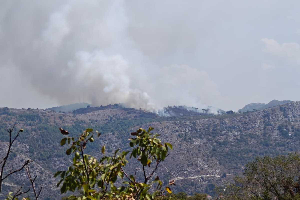 Ponovno buknuo požar u BiH uz granicu, gori poviše Župe 1 pozar ivanica 4